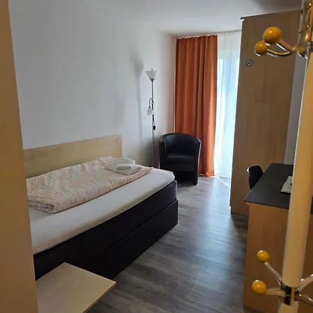 Ackermann Hotel Riedstadt