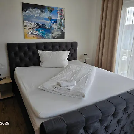 Ackermann Hotel 3*