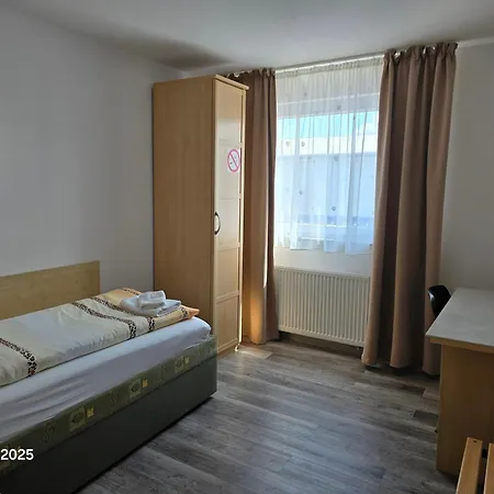 Hotel Ackermann Riedstadt