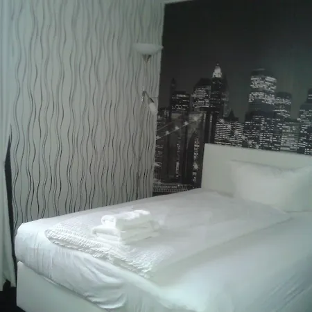 Ackermann Hotel 3*
