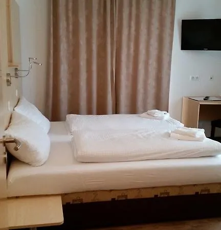 Ackermann Hotel