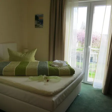 Ackermann Hotel 3*